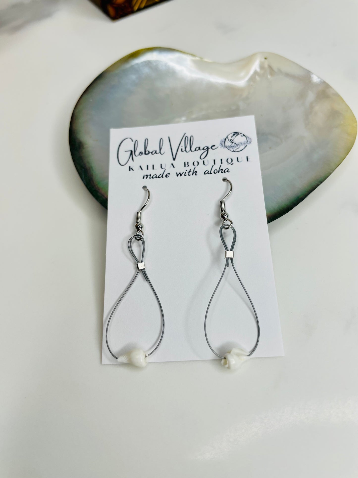 Flex Drop Earring Nassa White Shell