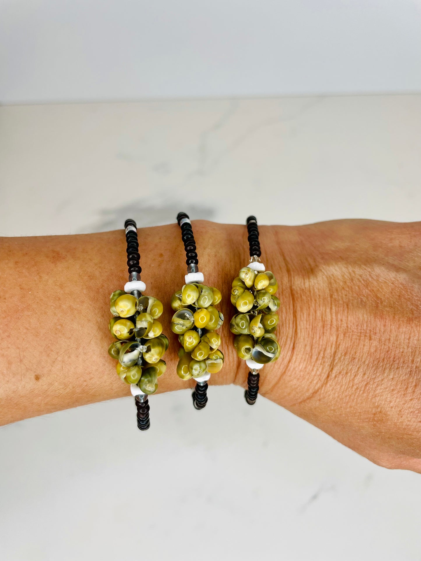 Cuff Bracelet Mongo Shell Wood