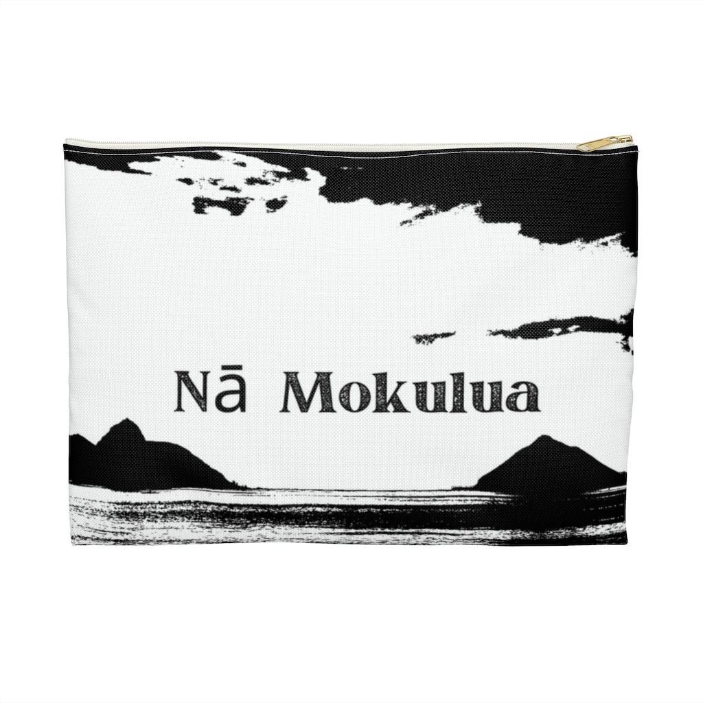Mokulua Black White Zip Pouch Global Village Kailua Boutique