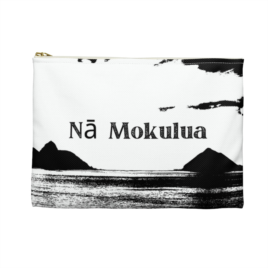 Mokulua Black White Zip Pouch Global Village Kailua Boutique