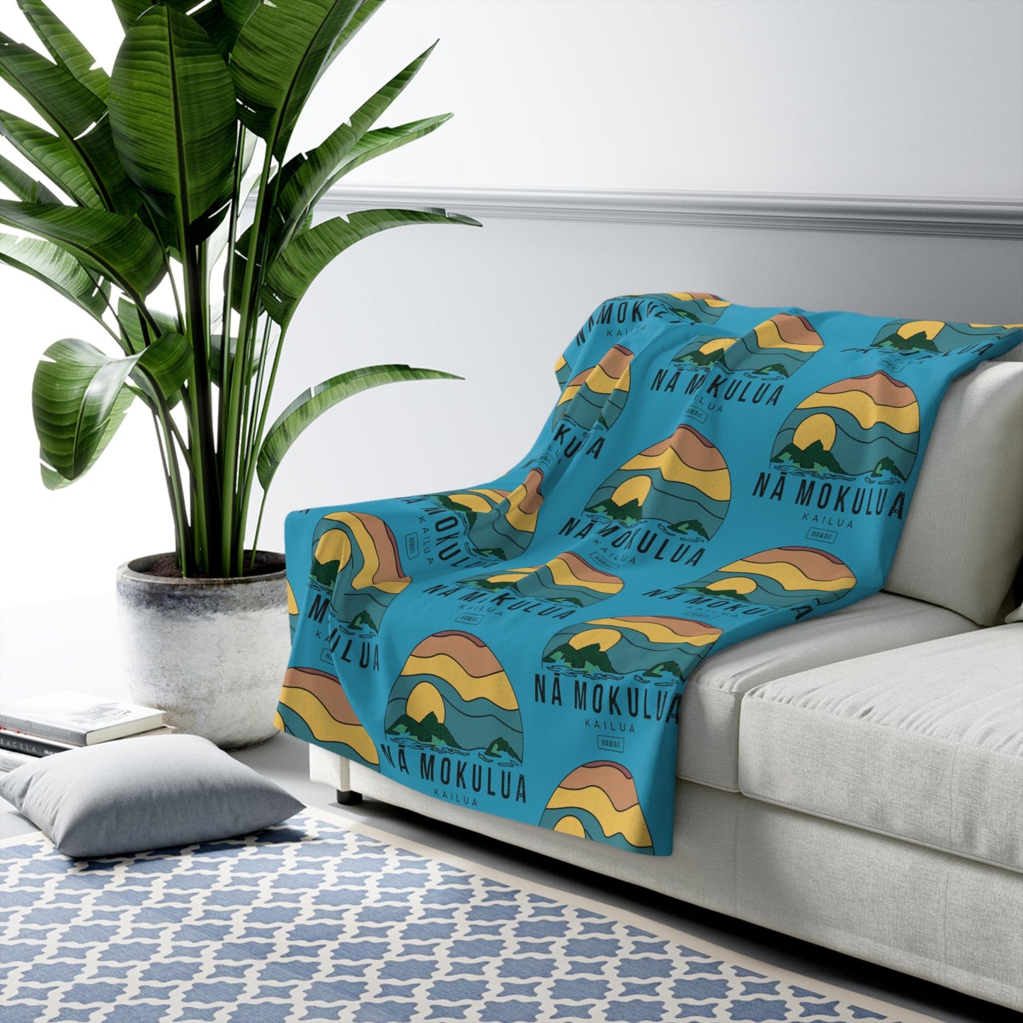 Sherpa Fleece Blanket Nā Mokulua Wavy - Global Village Kailua Boutique