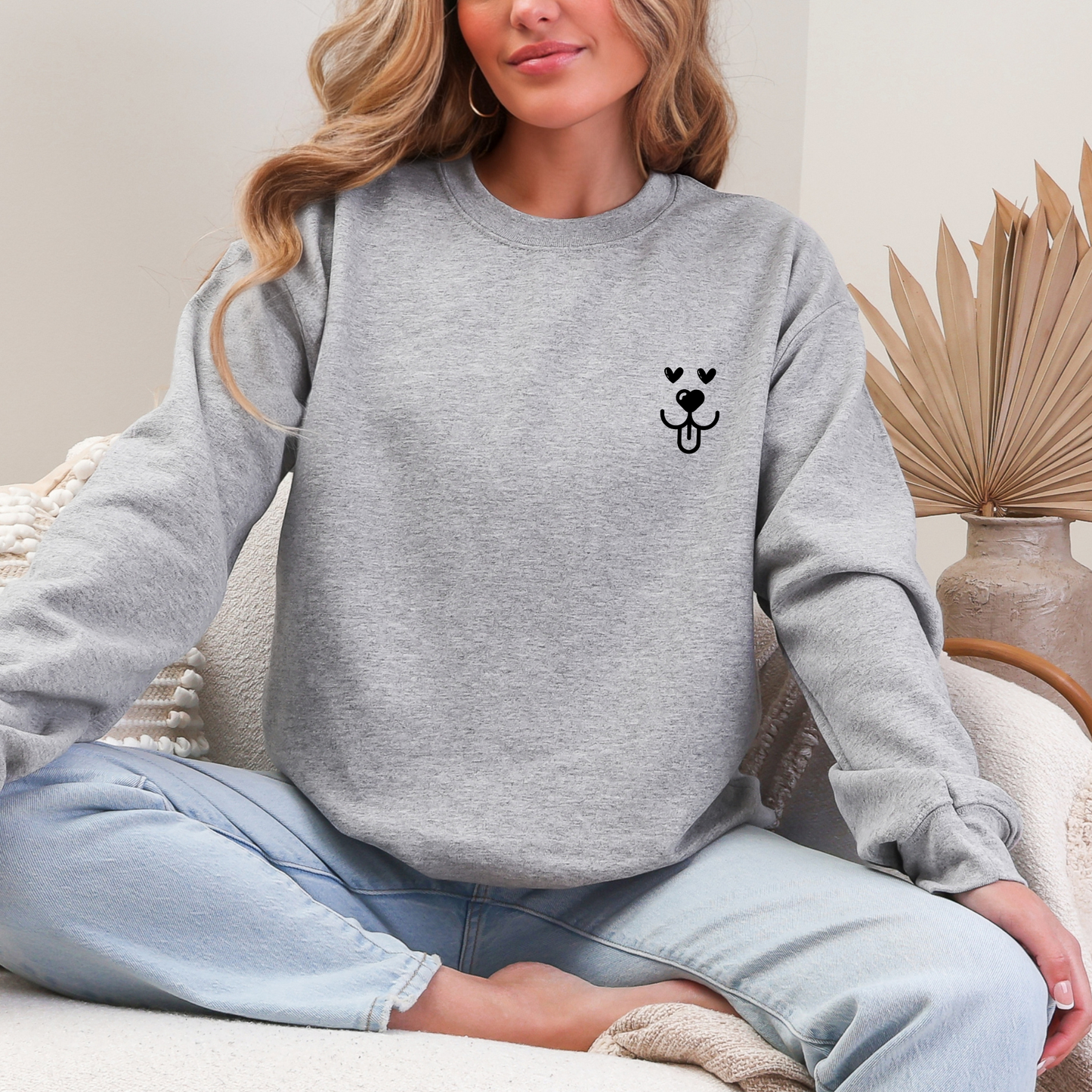 Crewneck Sweatshirt Embroidered All Love Dog