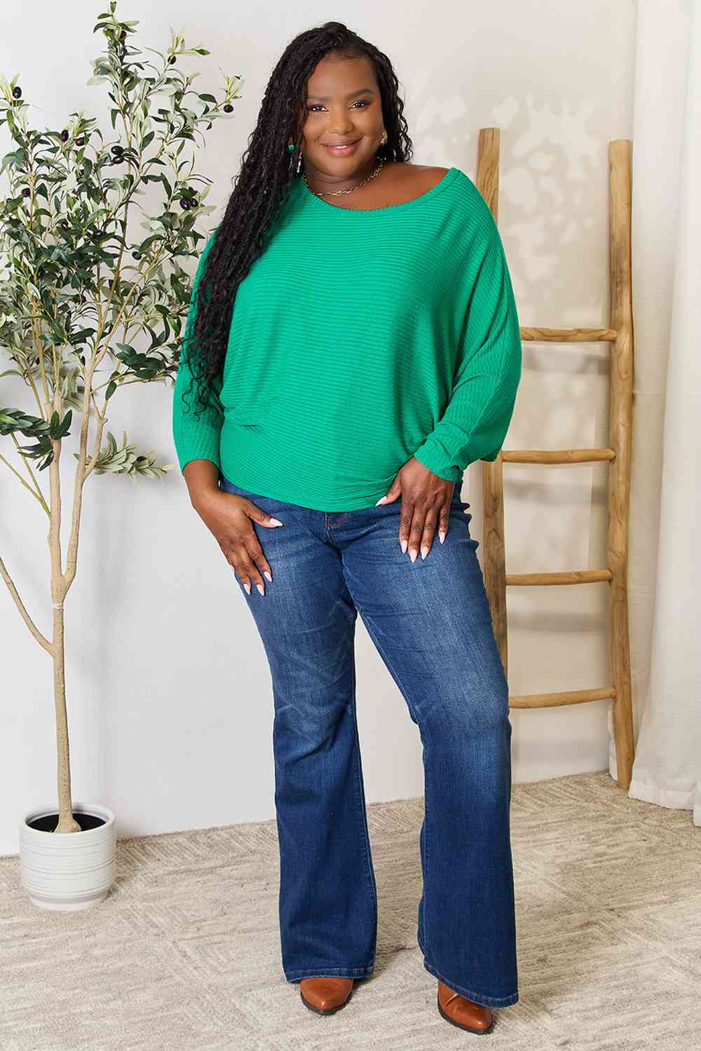 Green Round Neck Batwing Sleeve Top